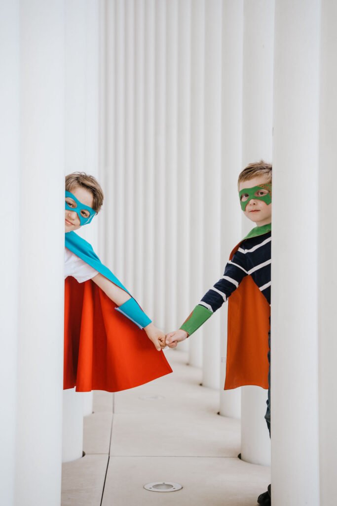 Superhelden-Kinderkostüm aus Baumwolle von Atelier Spatz