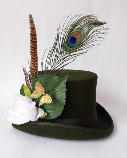 Atelier Spatz handmade flower top hat for a fairy tale wedding