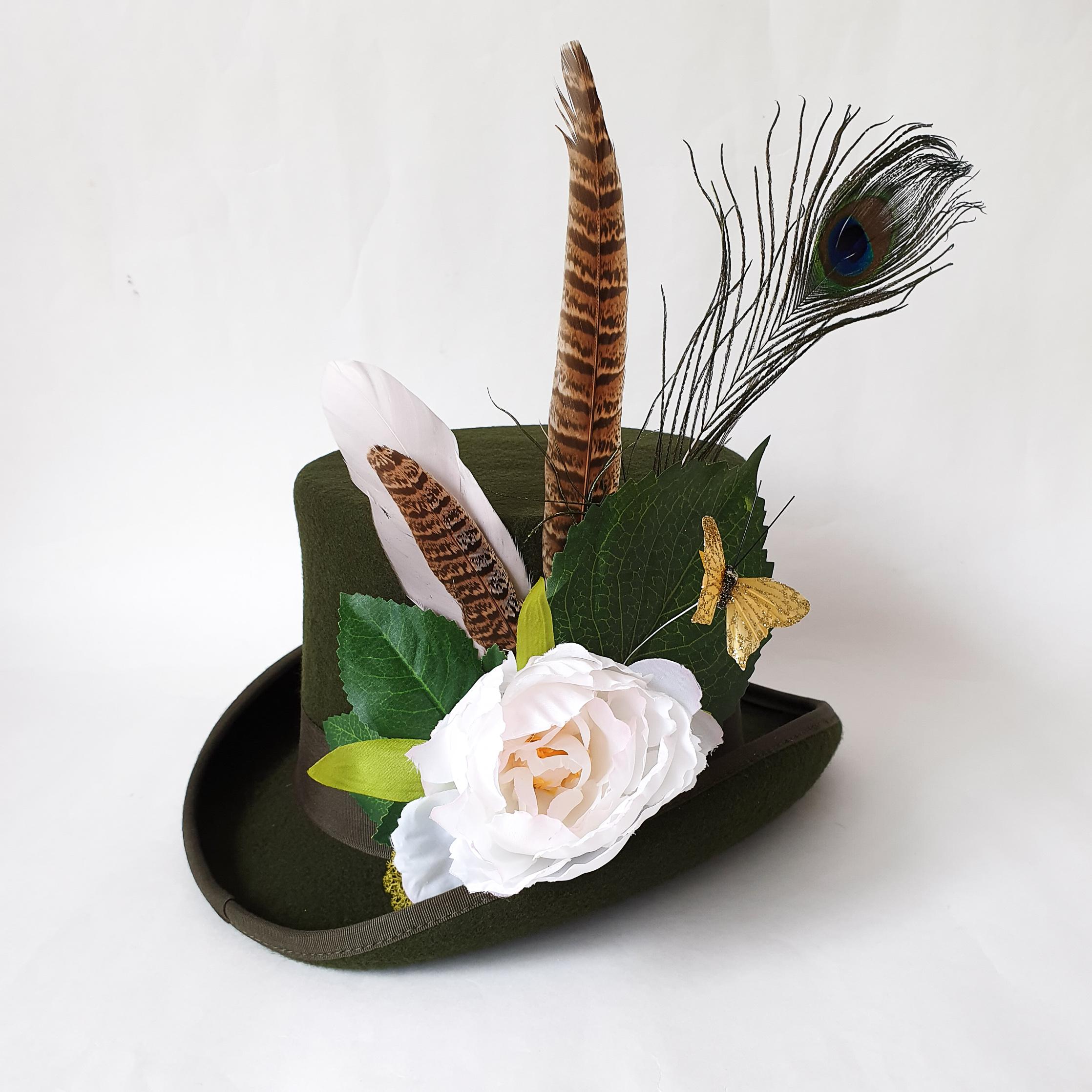 Atelier Spatz handgefertigter Blumenhut für eine märchenhafte Hochzeit