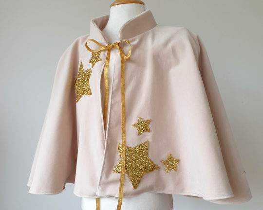 Little Star Cape und Kopfschmuck