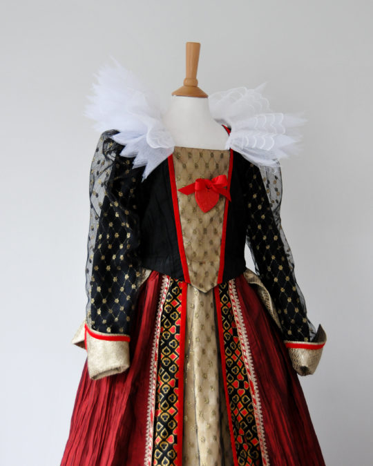 Queen of Hearts Costume | Alice in Wonderland