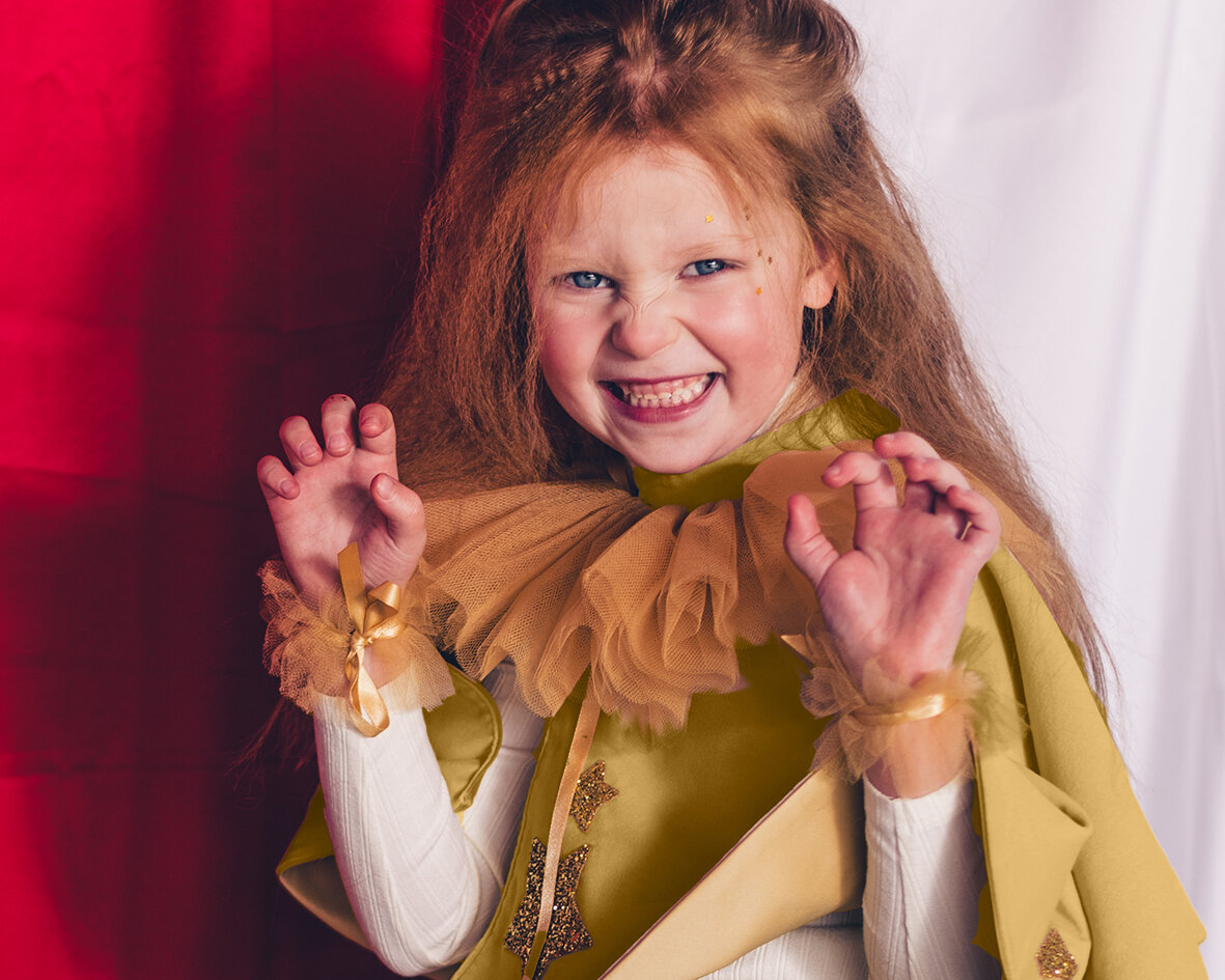 Lion Costume - TULLE COLLAR and WRIST RUFFLES