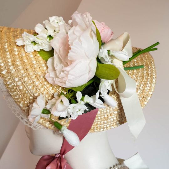 Jane Austen bonnet with lace and flowers