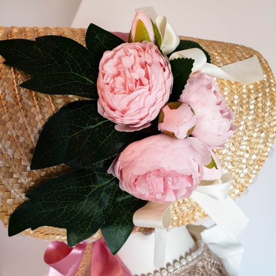 Jane Austen bonnet with lace and flowers