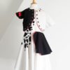 Robe et veste inspirées de Cruella comme costume d'Halloween